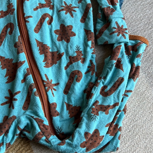 Kickee Pants 9-12 months Zip-Up Footless One Piece Christmas Cookies - Picture 6 of 16